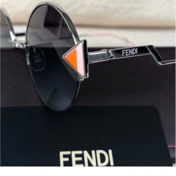 FENDI 51mm round sunglasses - Picture 10 of 14